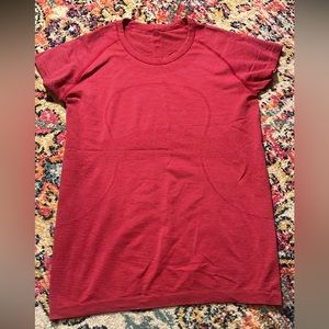 SALE Lululemon Swiftly short sleeve top